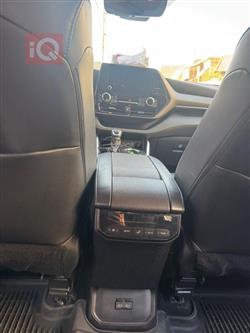 تۆیۆتا هایلاندەر